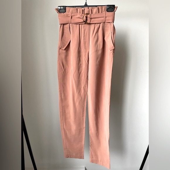 Dynamite High-waisted Paperbag Pants with Removable Belt in Dusty Rose - Picture 2 of 5